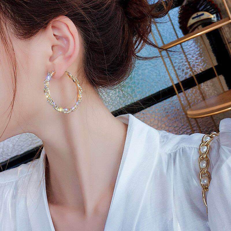 Women's Refined Long Sier Needle Exaggerated Rhinestone Bow Tie Diamond Earrings
