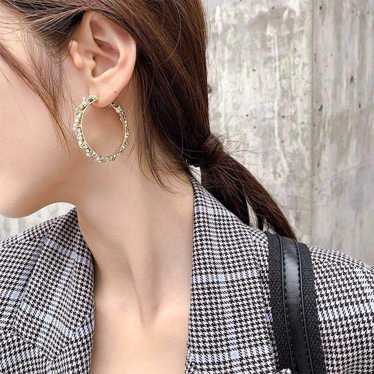 Women's Refined Long Sier Needle Exaggerated Rhinestone Bow Tie Diamond Earrings