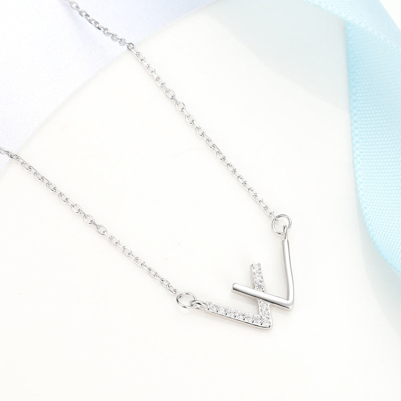 V-shaped Female Simple Design English Letter Necklaces
