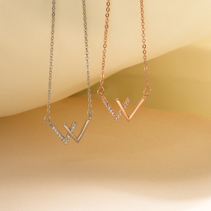 Women's Korean Letter Niche Design Pairs V Light Luxury Clavicle Chain Necklace