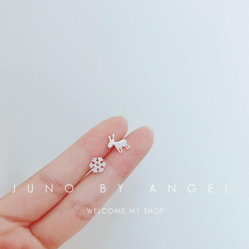Women's Korean Style Mini Sweet Fresh Star Moon Simple Stud Earrings