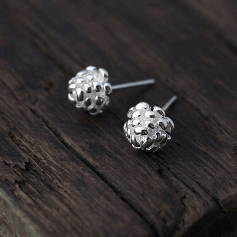 Women's Korean Style Mini Sweet Fresh Star Moon Simple Stud Earrings