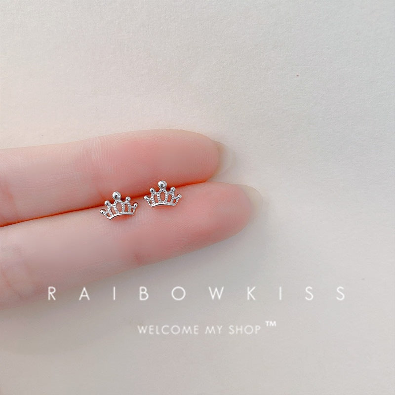 Women's Korean Style Mini Sweet Fresh Star Moon Simple Stud Earrings