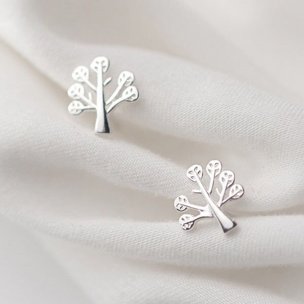 Women's Korean Style Mini Sweet Fresh Star Moon Simple Stud Earrings
