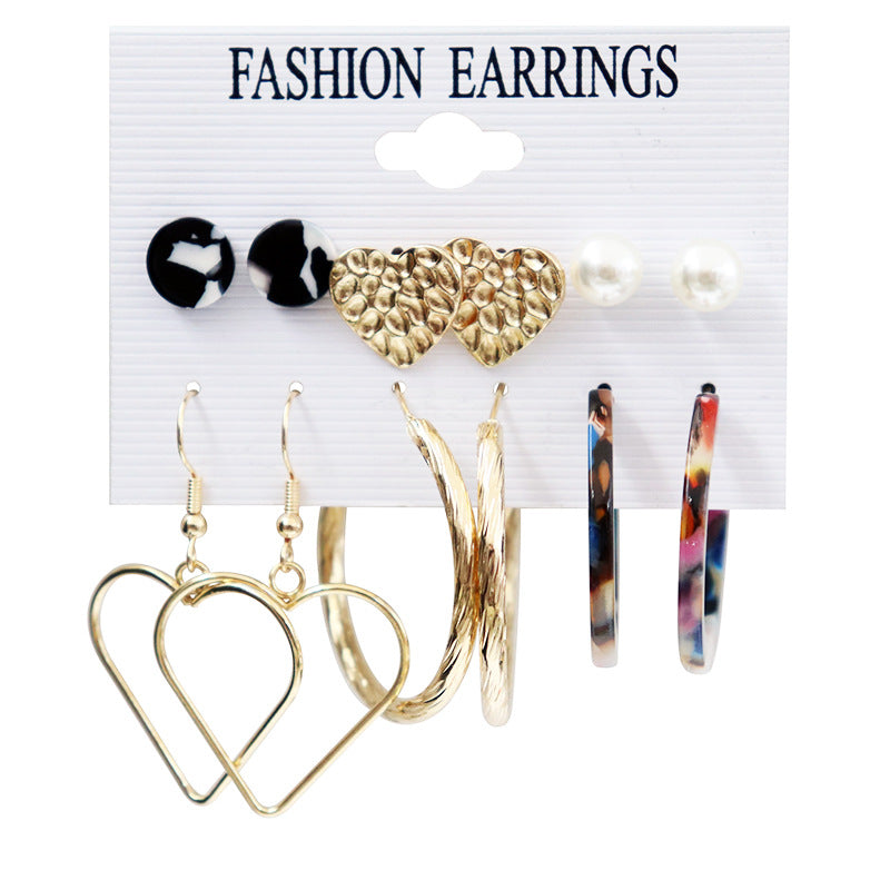 Women's Exaggerated Pearl Crystal Metal Pairs Plate Earrings