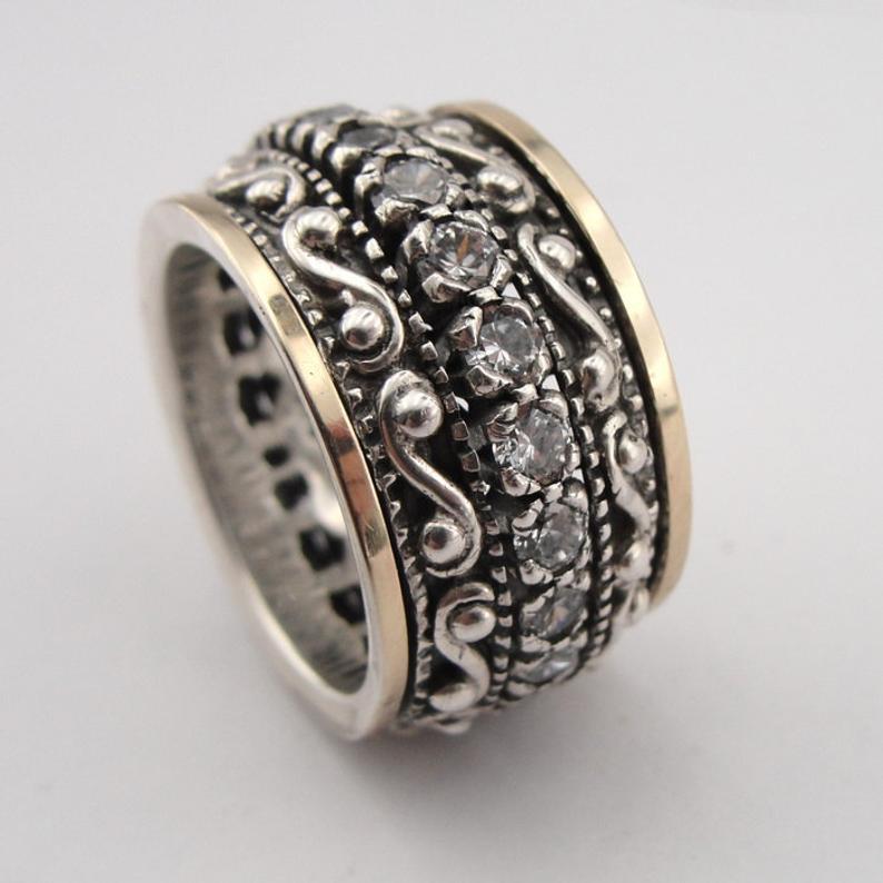 Women's Ethnic Carved Alloy Wide Version Exaggerated Rings