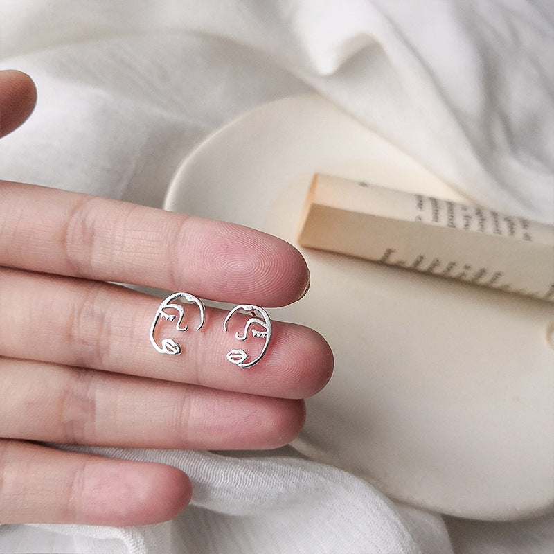 Women's Korean Style Mini Sweet Fresh Star Moon Simple Stud Earrings