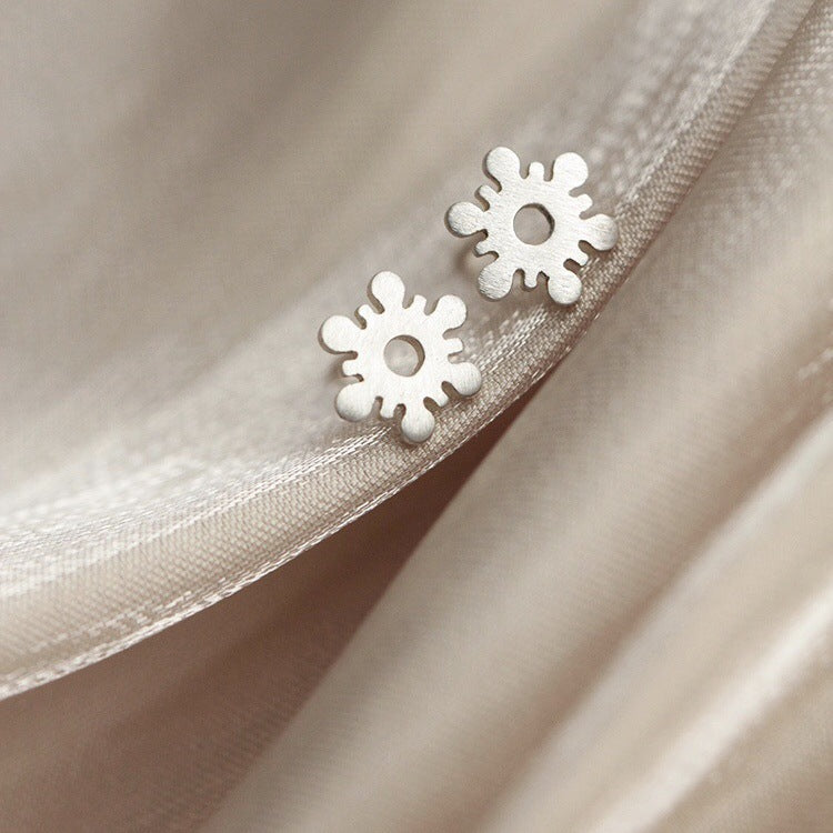 Women's Korean Style Mini Sweet Fresh Star Moon Simple Stud Earrings