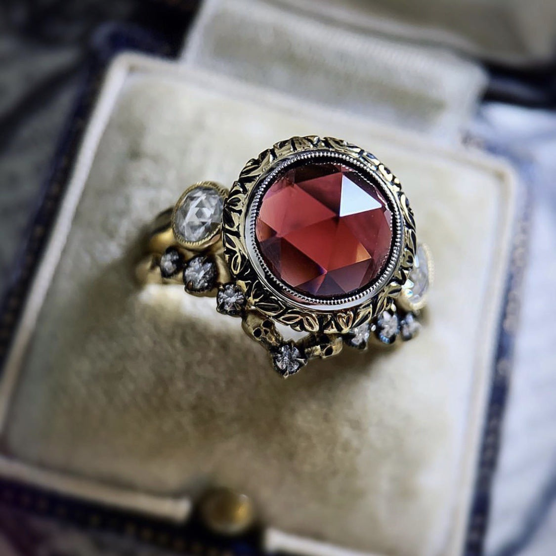 Complex Inlaid Color Zircon Trend Fashion Rings