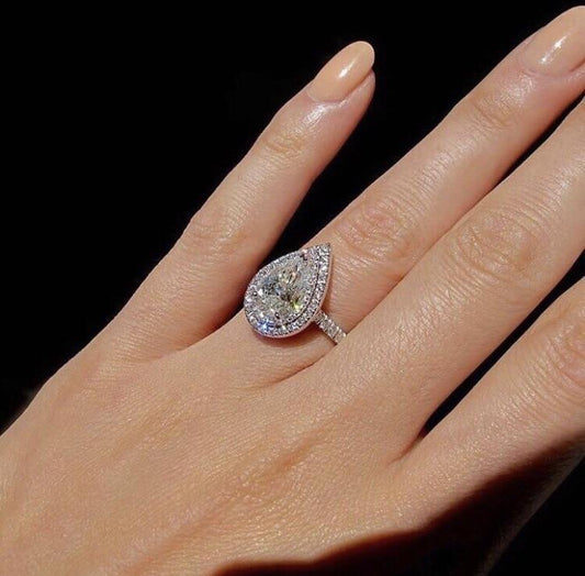 Women's Stylish Birthday Gift Zircon Clothing Accessory Ring