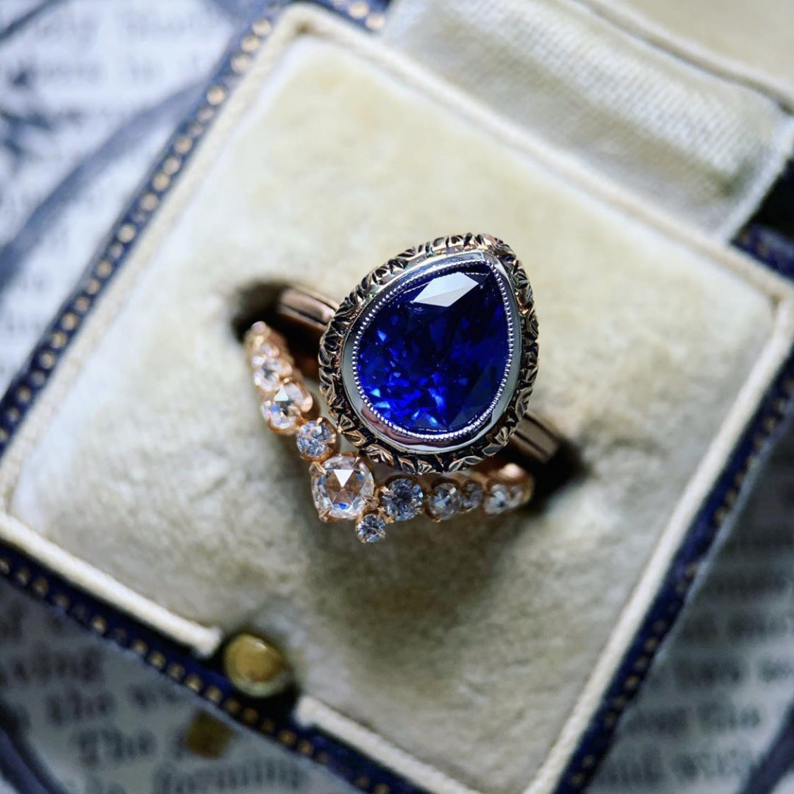 Complex Inlaid Color Zircon Trend Fashion Rings