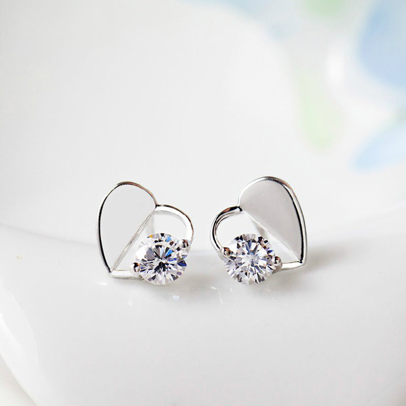 With You In Mind Female Heart-shaped Earrings