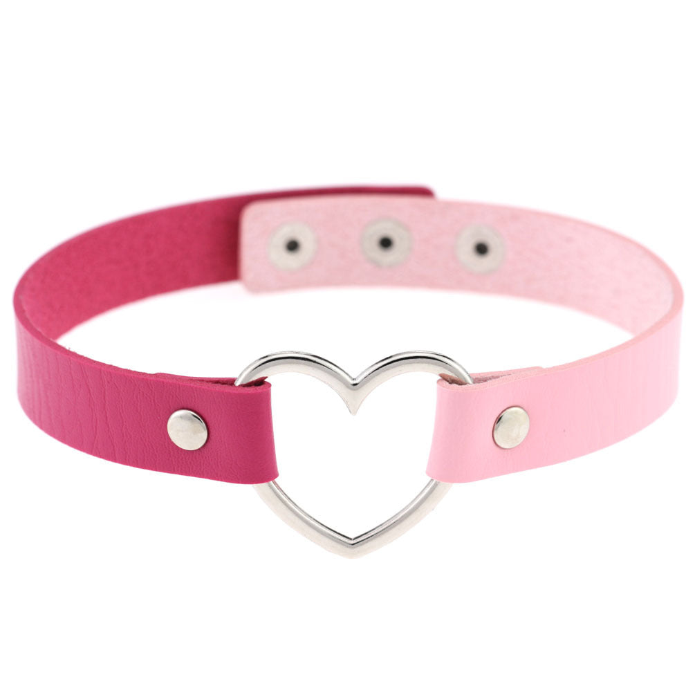 Women's Soft Black Leather Peach Heart-shaped Collar Neck Band Clavicle Necklaces