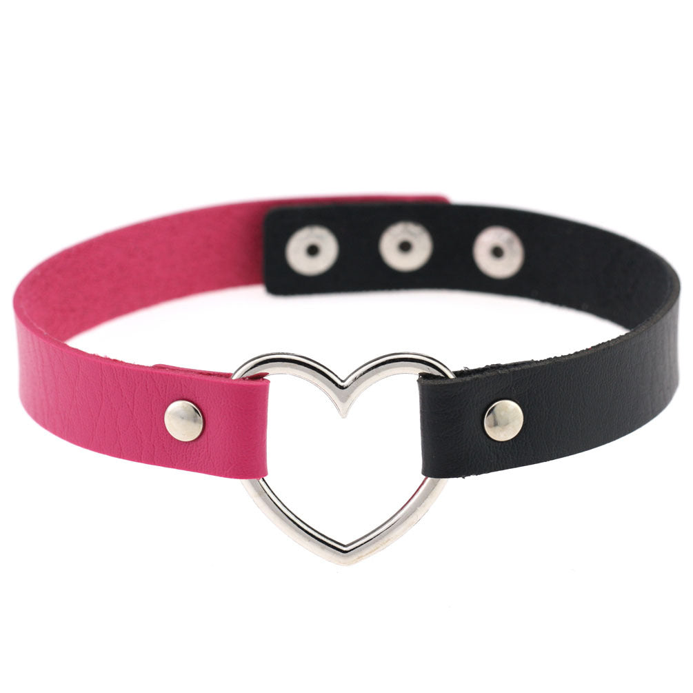 Women's Soft Black Leather Peach Heart-shaped Collar Neck Band Clavicle Necklaces