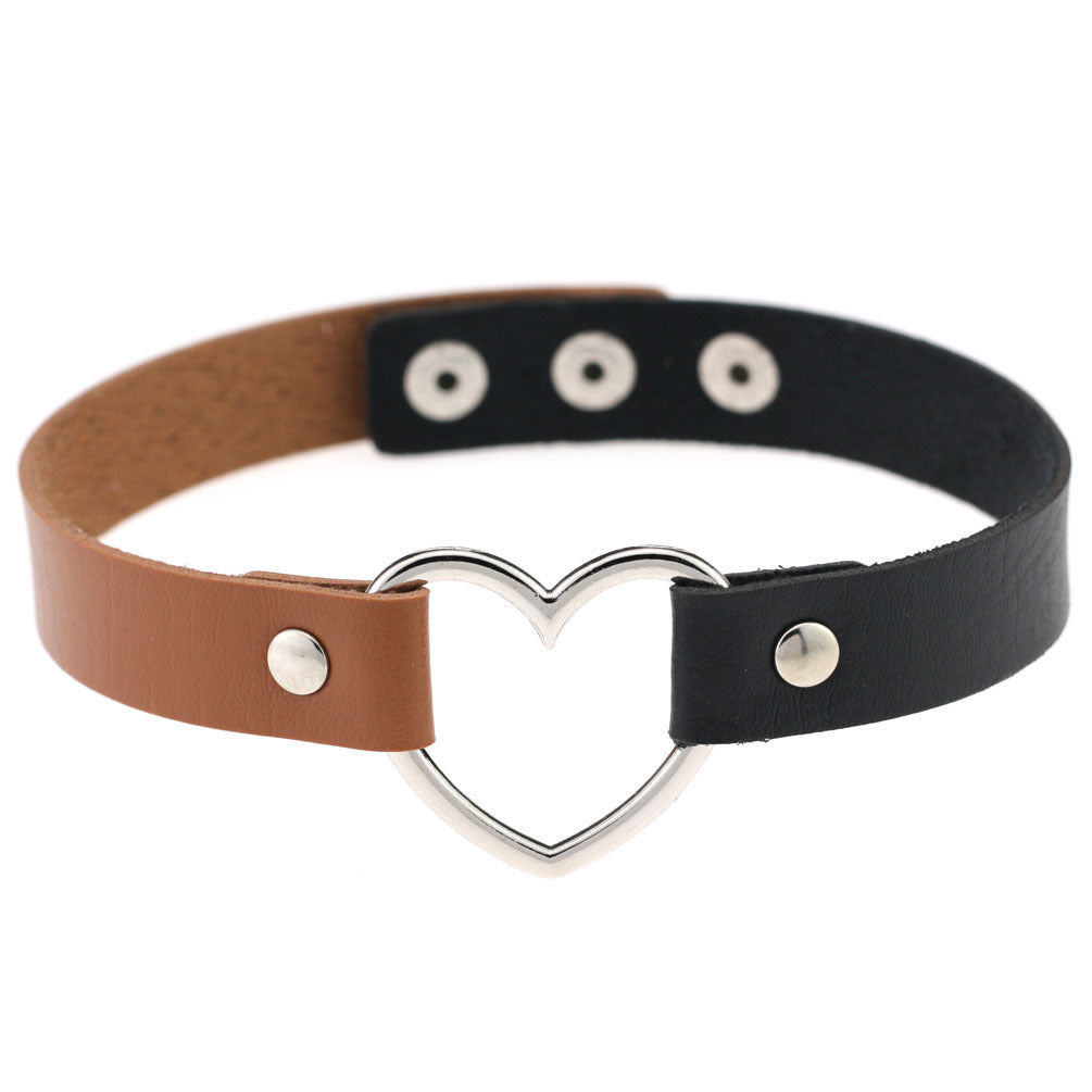 Women's Soft Black Leather Peach Heart-shaped Collar Neck Band Clavicle Necklaces