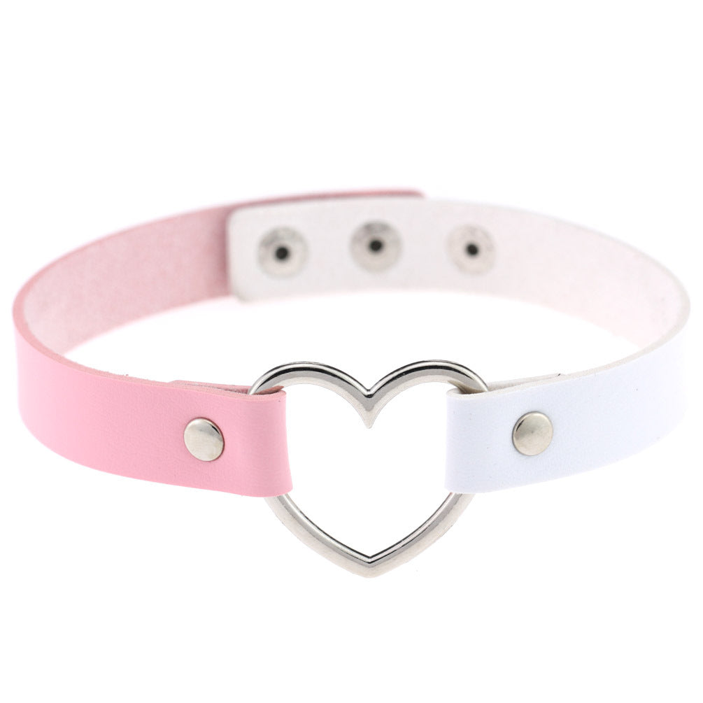 Women's Soft Black Leather Peach Heart-shaped Collar Neck Band Clavicle Necklaces