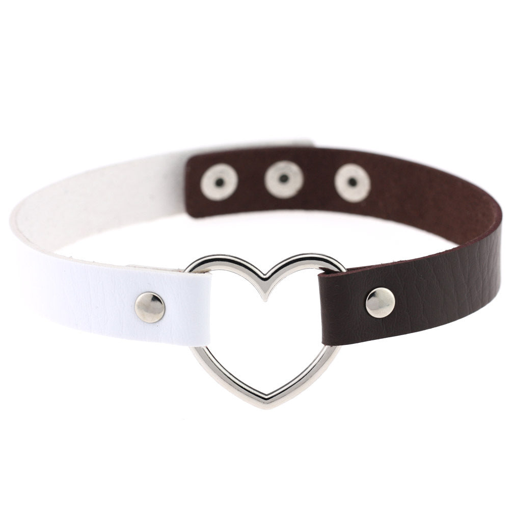 Women's Soft Black Leather Peach Heart-shaped Collar Neck Band Clavicle Necklaces