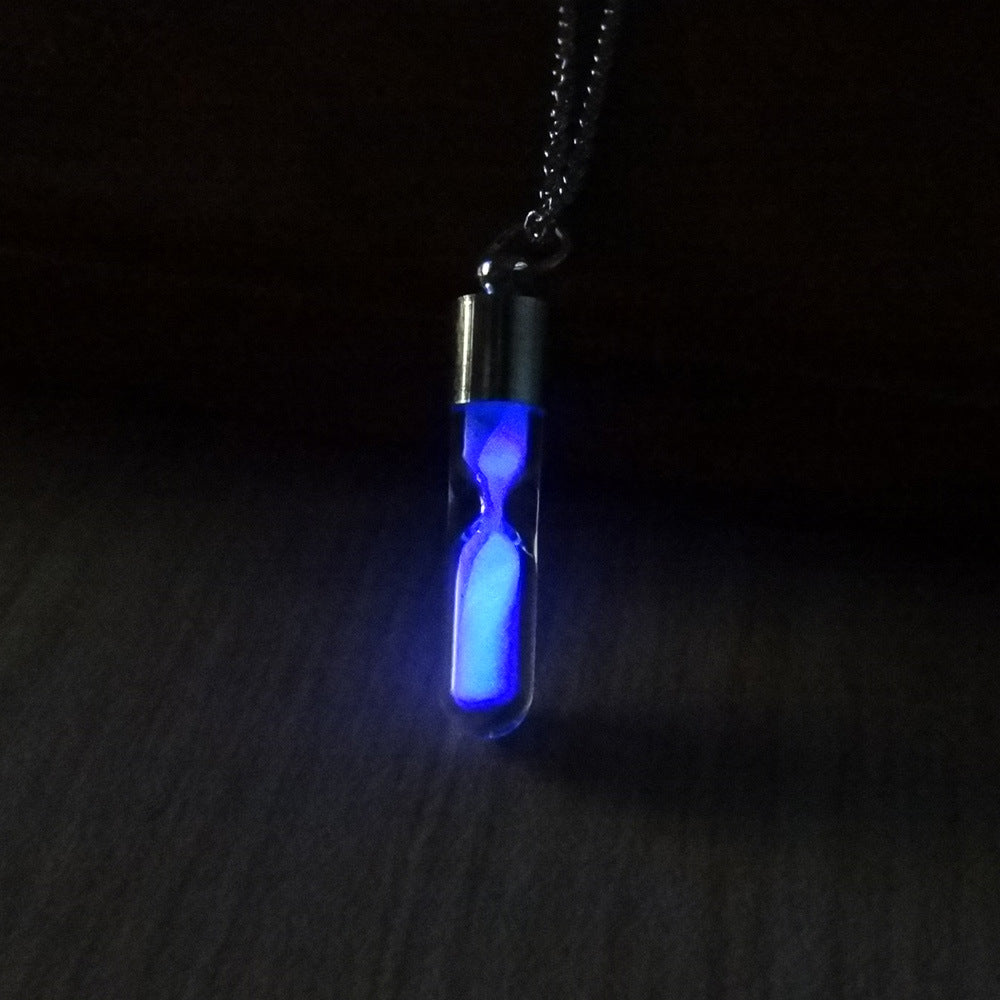 Women's Hourglass Crystal Personalized Noctilucent Quicksand Ing Necklaces