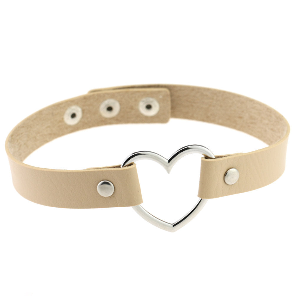 Women's Soft Black Leather Peach Heart-shaped Collar Neck Band Clavicle Necklaces