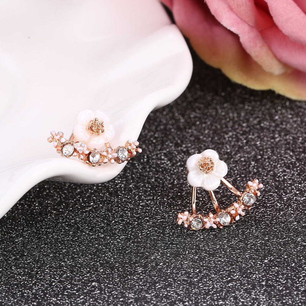 Korean Fashion Fresh Small Daisy Flower Spot Drill Simple Stud Earrings