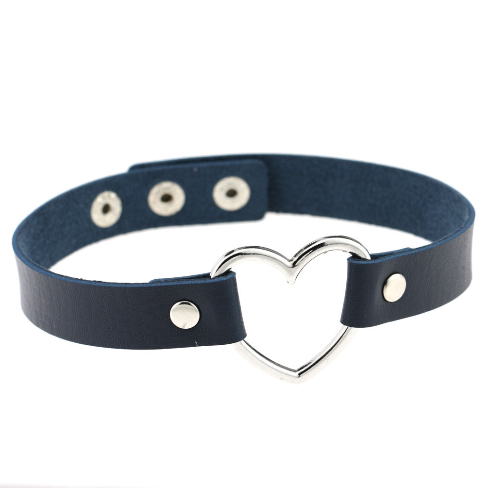 Women's Soft Black Leather Peach Heart-shaped Collar Neck Band Clavicle Necklaces