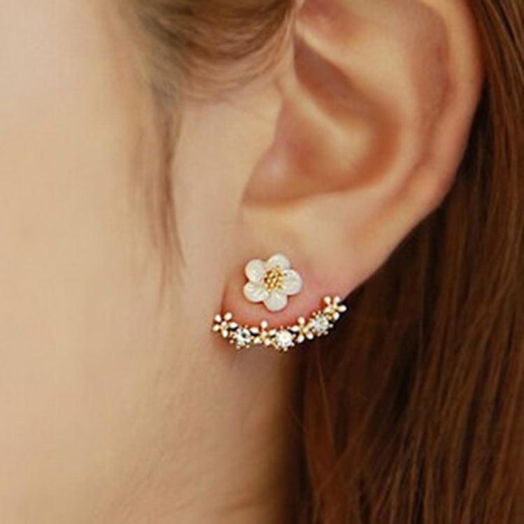 Korean Fashion Fresh Small Daisy Flower Spot Drill Simple Stud Earrings
