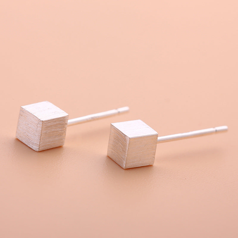 Graceful Petite Statement Cat Korean Style Stud Earrings