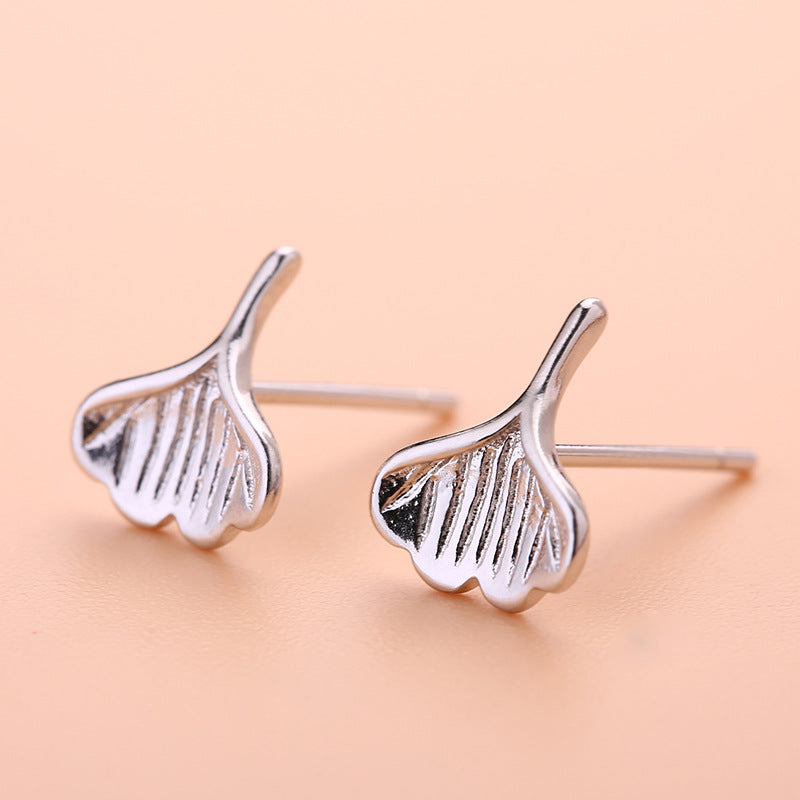 Graceful Petite Statement Cat Korean Style Stud Earrings