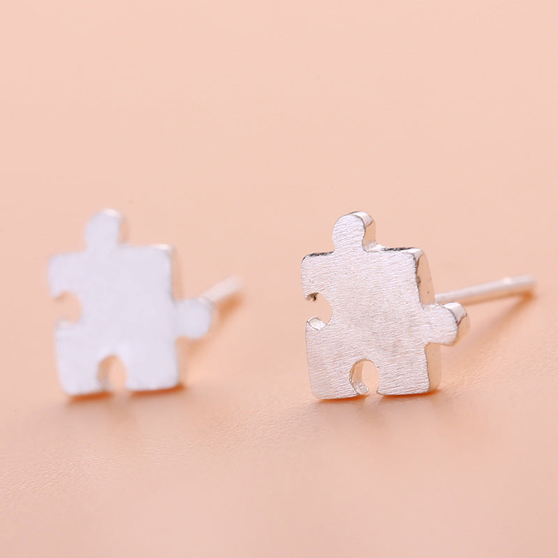Graceful Petite Statement Cat Korean Style Stud Earrings