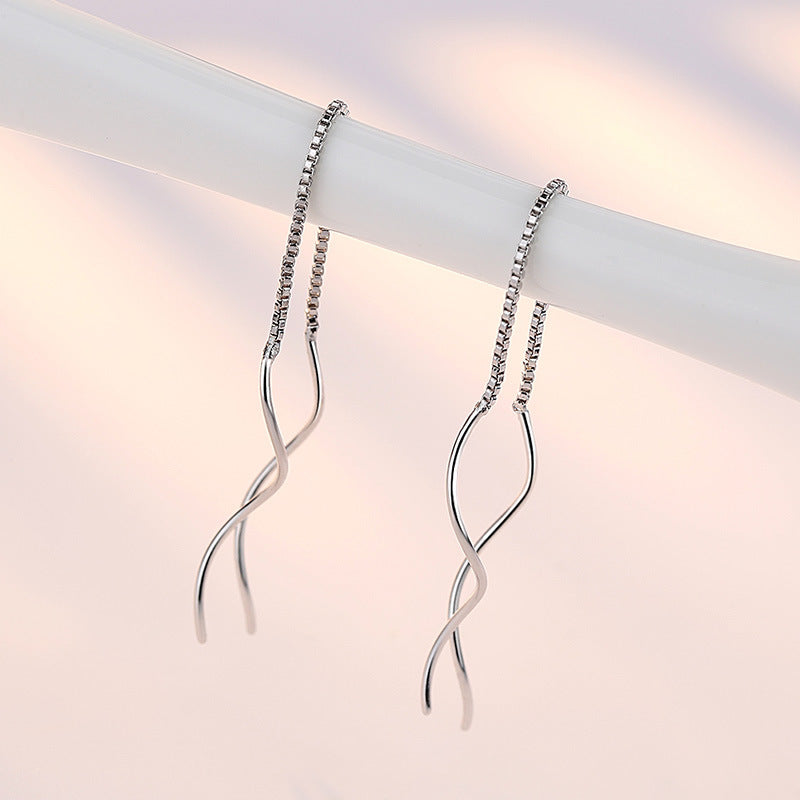 Women's Curved Wavy Tassel Sier Long Geometric Earrings