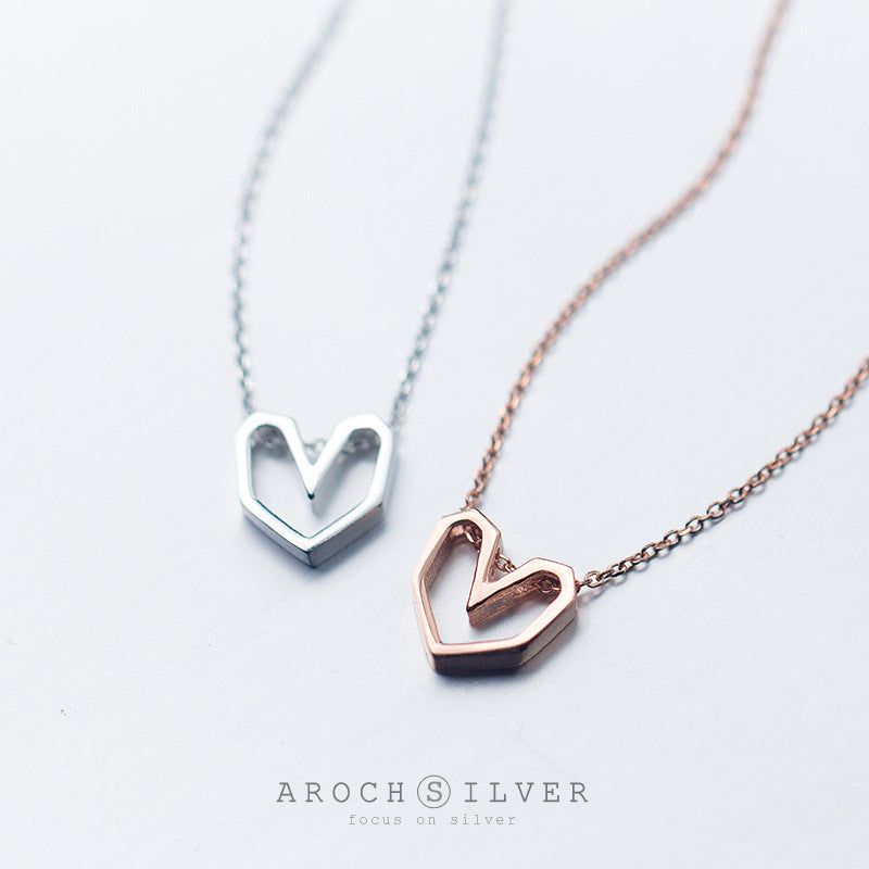 Hollow Love Heart-shaped Female Korean Rose Gold Necklaces