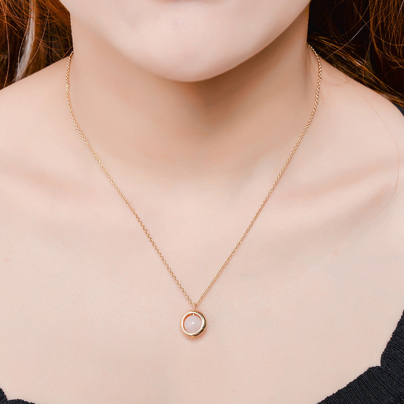Women's Style Popular Pink Crystal Strawberry Fresh Clavicle Chain Simple Attracting Necklaces