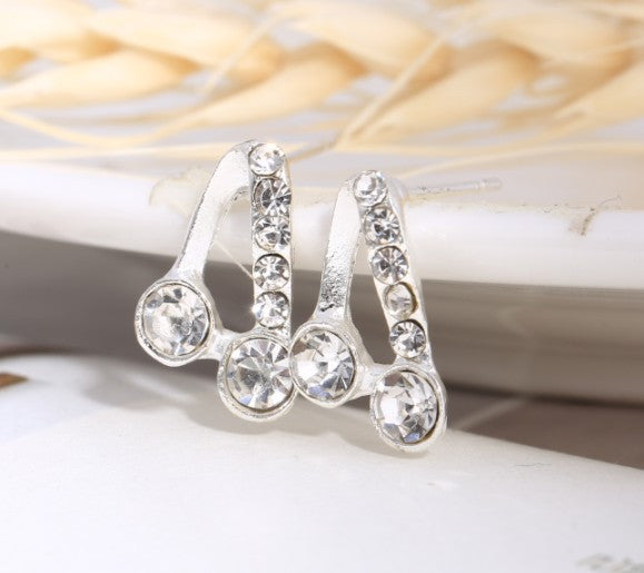 Women's Temperament Small Ear Steel Needle Love Heart Earrings