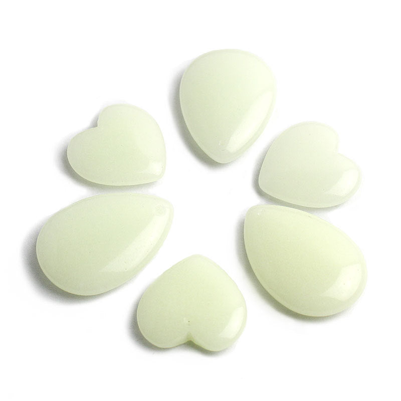 Stone Water Drop Heart Shaped Fluorescent Pendants