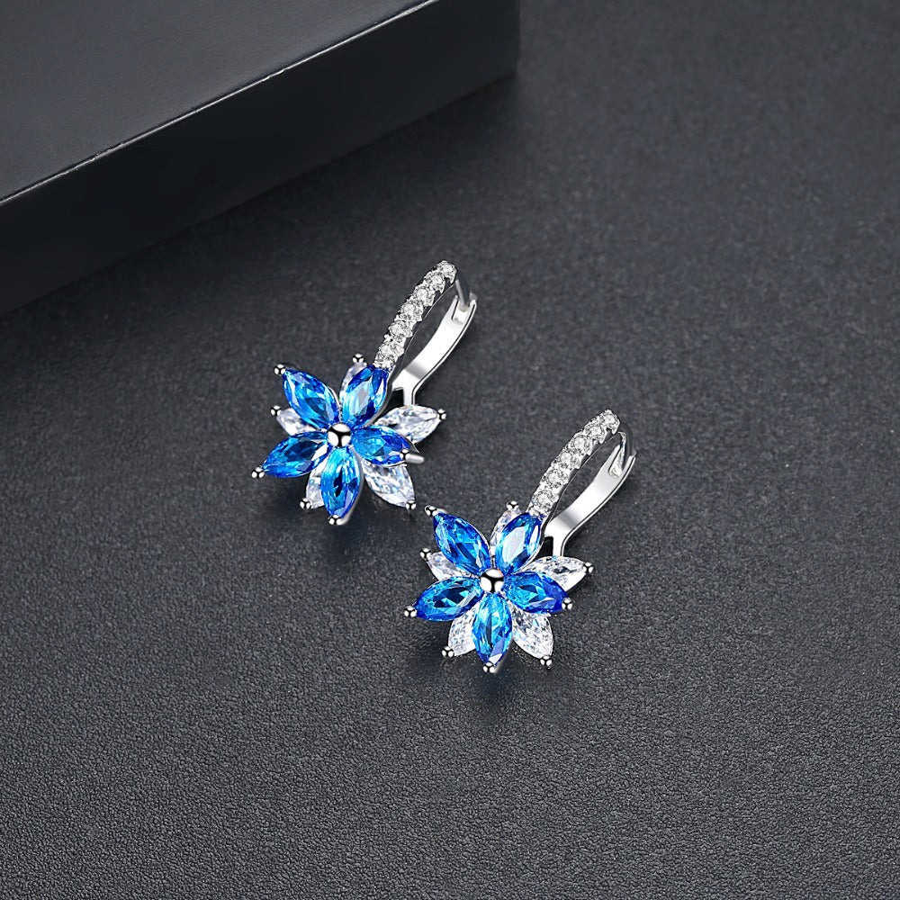 Casual Trendy Snowflake Zircon Horse Multicolor Ear Buckle