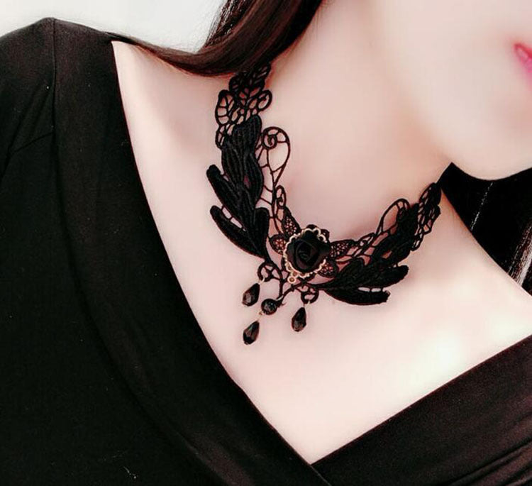 Elegant Fashion Gothic Vintage Lace Hollow Necklace