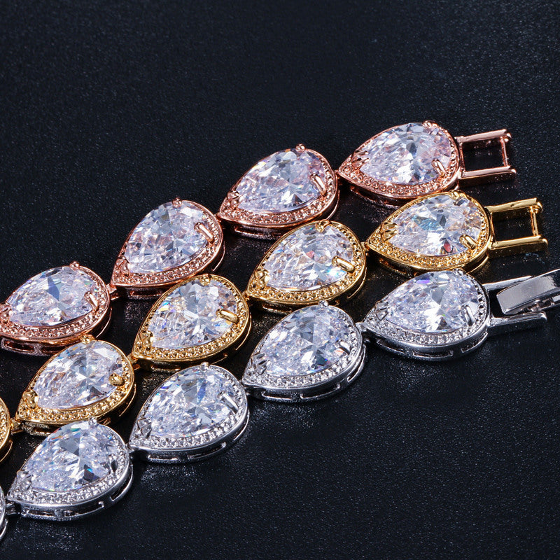 Women's Fashion Trendy Super Flash Drop-shaped Zircon Bracelet
