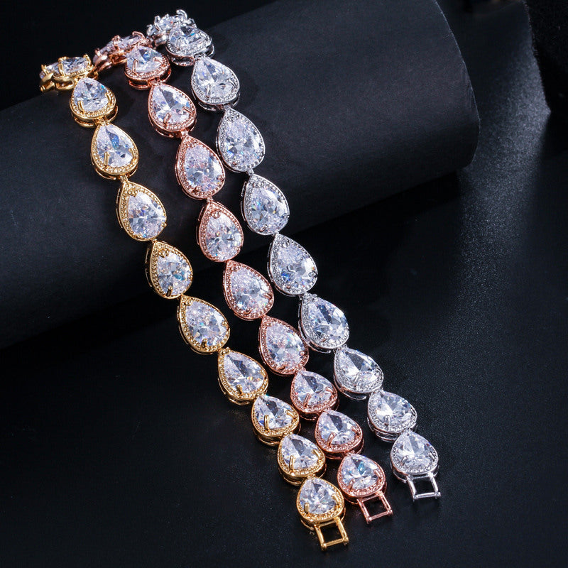 Women's Fashion Trendy Super Flash Drop-shaped Zircon Bracelet