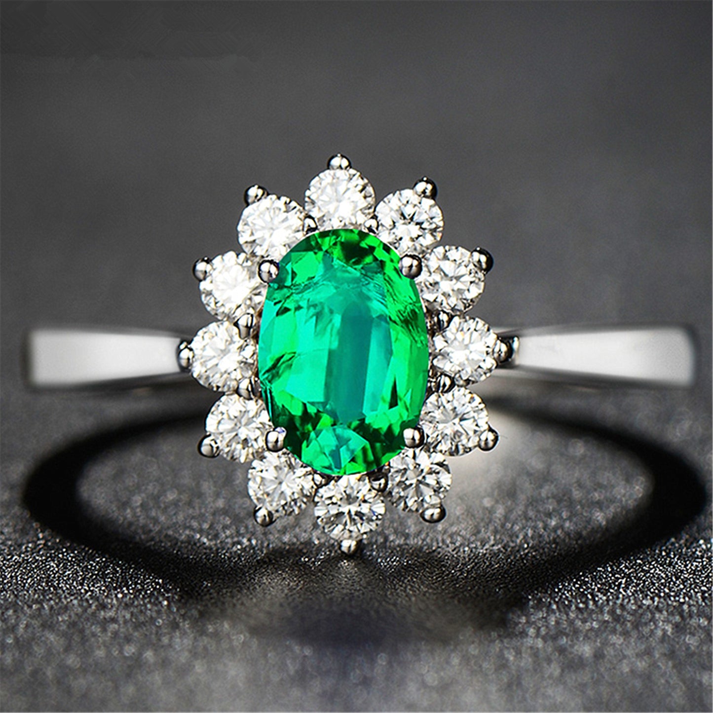 Gemstone Zircon Creative Personality Inlaid Emerald Ring