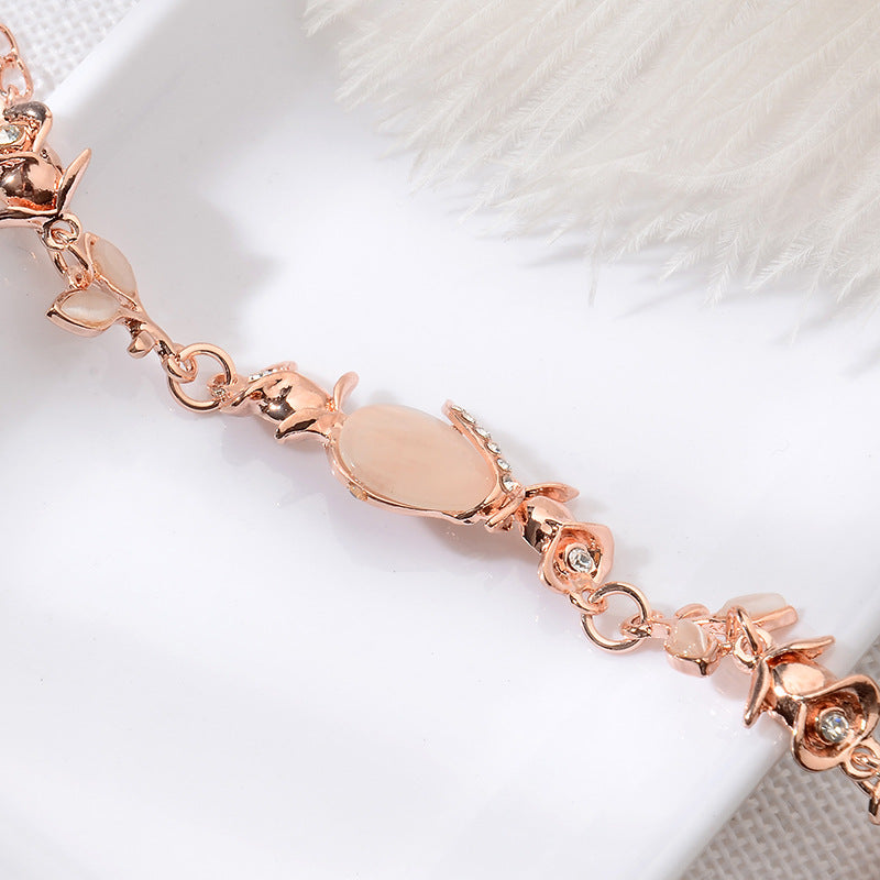Women's Opal Leaf Temperament Wild Rose Gold Bracelet