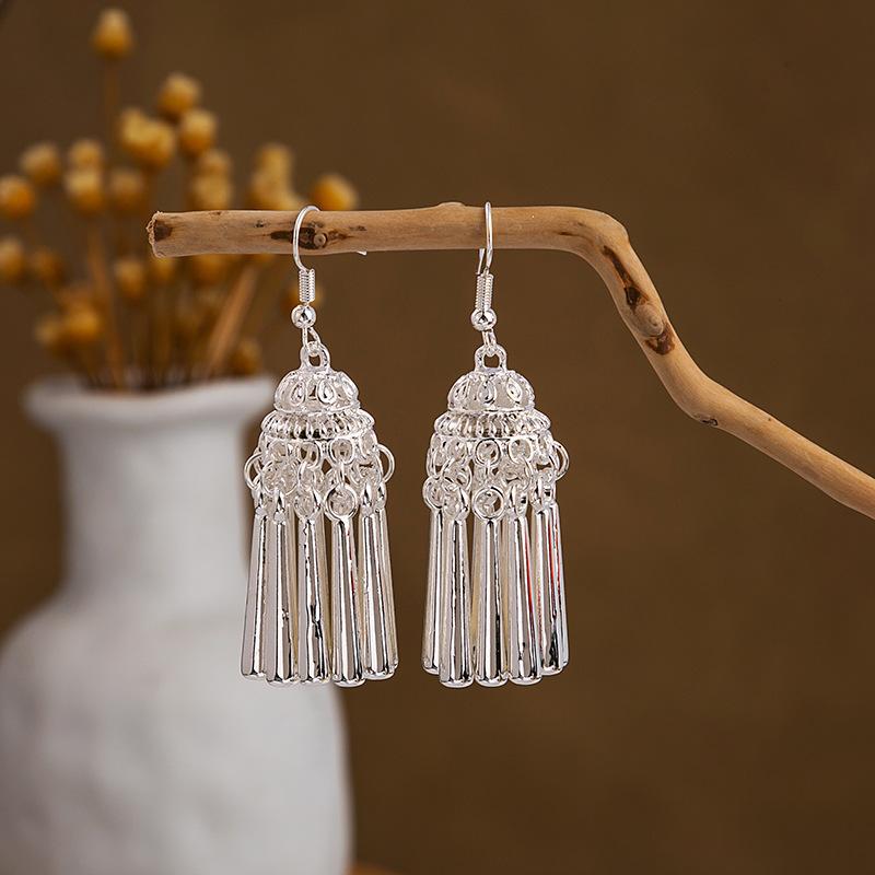 Miao Sier Personality Hollow Out Leaf-shaped Fashion Earrings