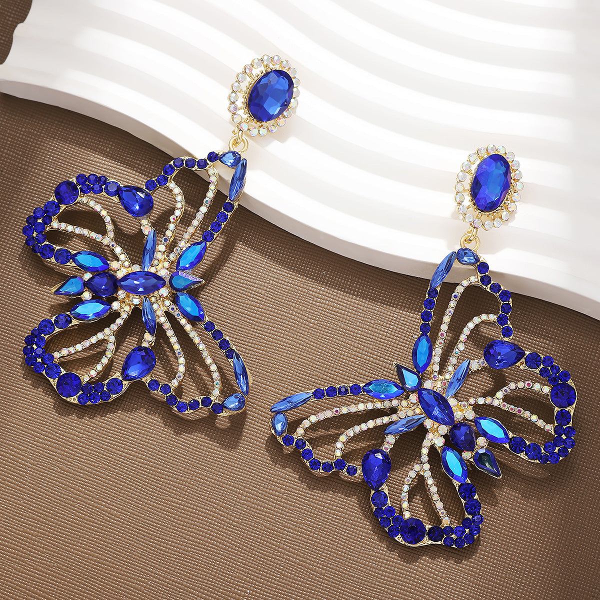 Retro Diamonds Hollow Colorful Butterfly Design Earrings