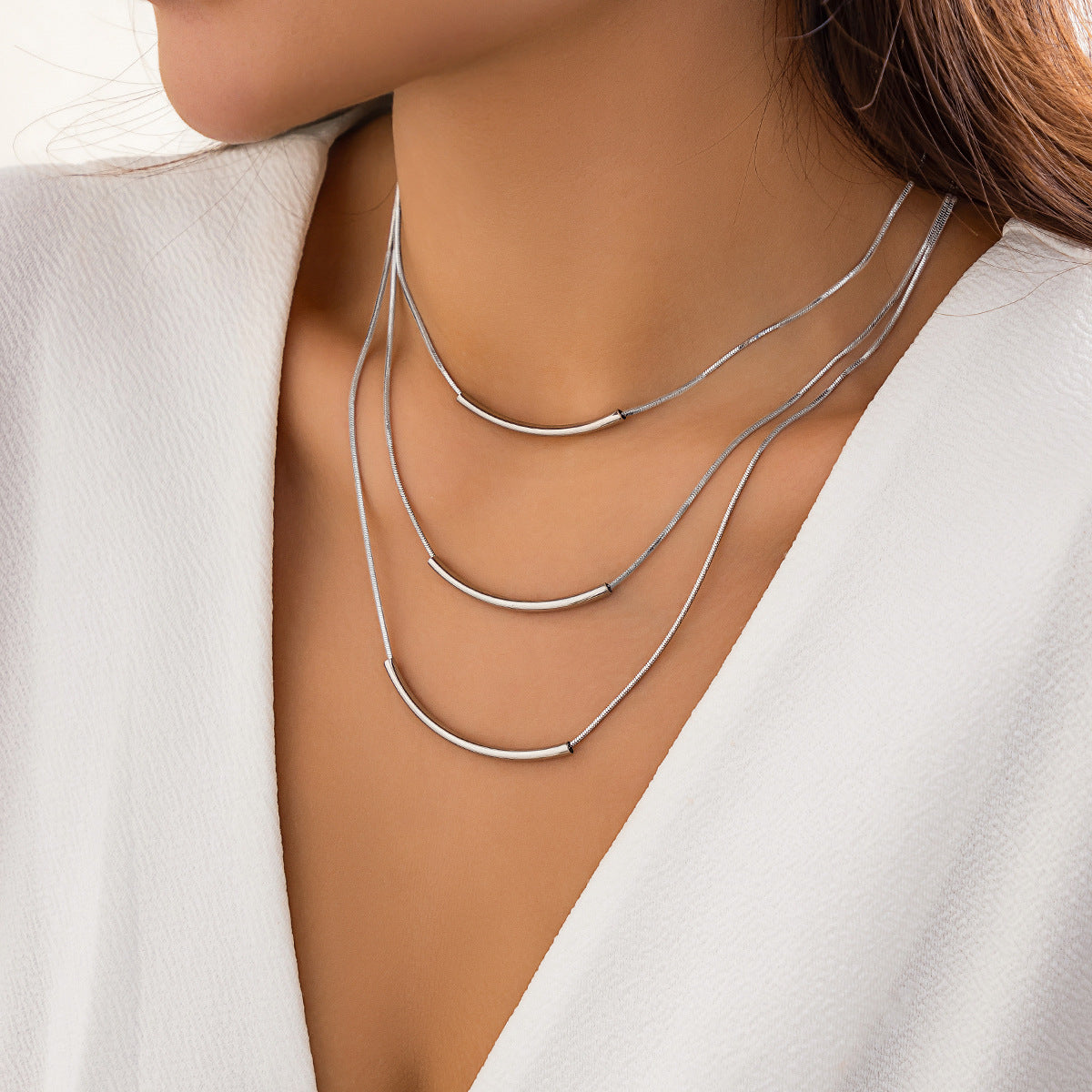 Glossy Personalized Round Tube Twin Metallic Snake Bones Necklace
