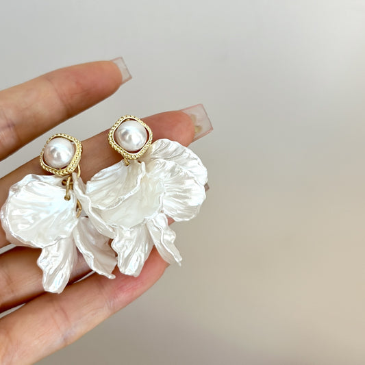 Pearl Flowers Petal Fringed Retro Super Fairy Earrings