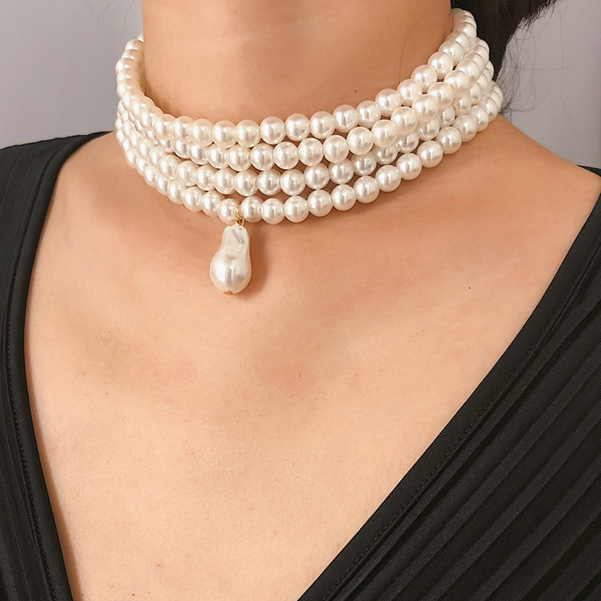 Women's Personalized Simple Round Geometric Beige Pearl Shaped Necklace