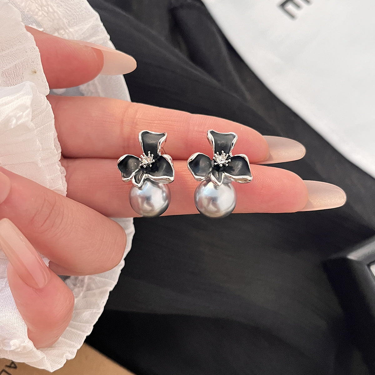 French Pearl Korean Delicate Small Light Luxury Design Rings