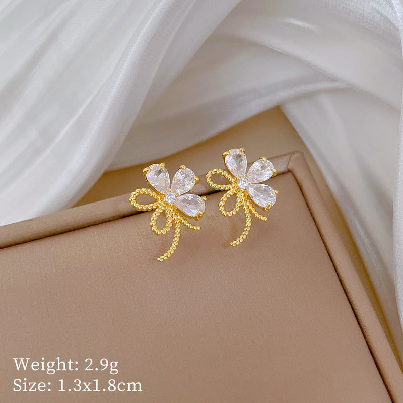 Full Diamond Hollow Five Leaves Flower Earrings