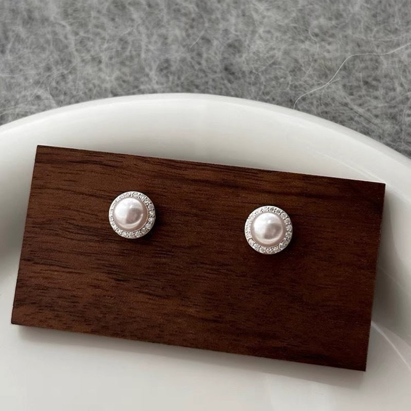 Small Pearl Ear Micro Inlaid Zircon Simple French Style Elegant Stud Earrings