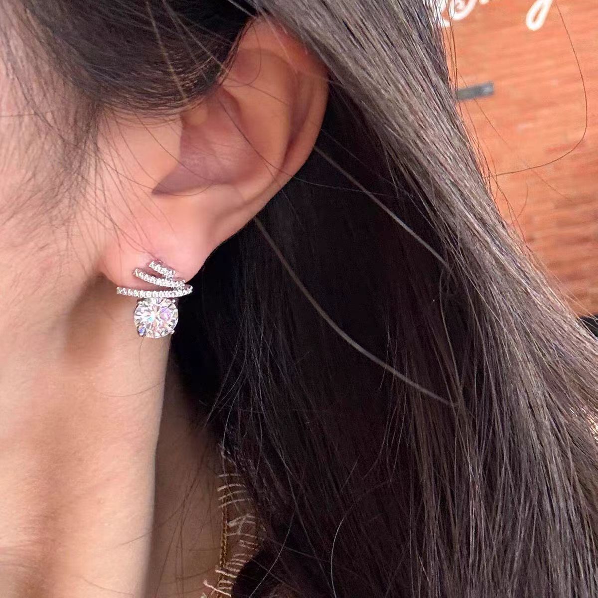 Women's Sier Big Diamond For Light Luxury Temperament Fashionable High-grade Exquisite Earrings