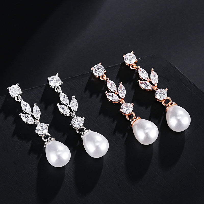 Women's Fashion Pearl Zircon Drop-shaped Advanced Design Earrings